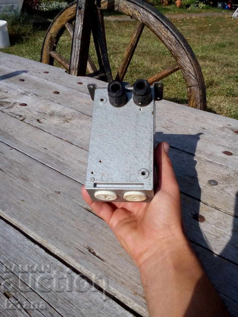 Livrarea Întrerupător electric vechi, întrerupător Livrarea Întrerupător electric vechi, întrerupător