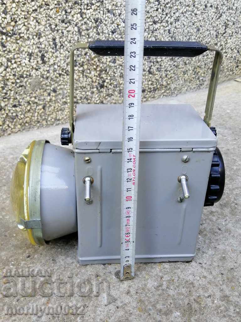 Επαγγελματικός επαγγελματικός προβολέας, φανάρι, λάμπα, ΕΣΣΔ με τιμή 49.00 BGN | € 25.05