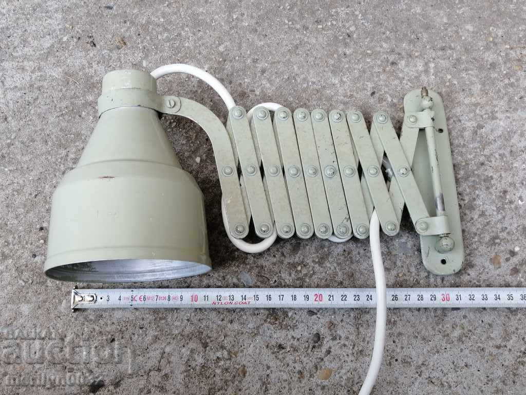 Licitație Lampă industrială electrică mobilă Licitație Lampă industrială electrică mobilă