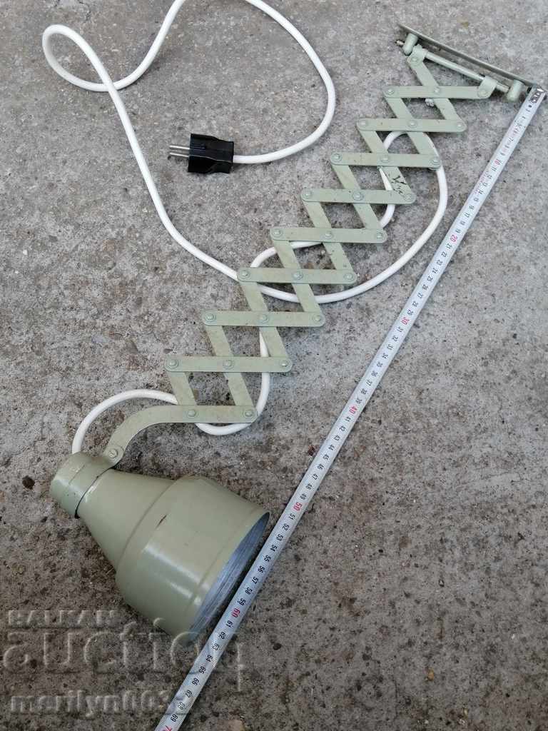 Livrarea Lampă industrială electrică mobilă Livrarea Lampă industrială electrică mobilă