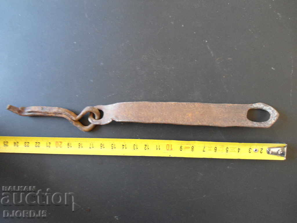 Old latch with price 2.00 BGN | € 1.02