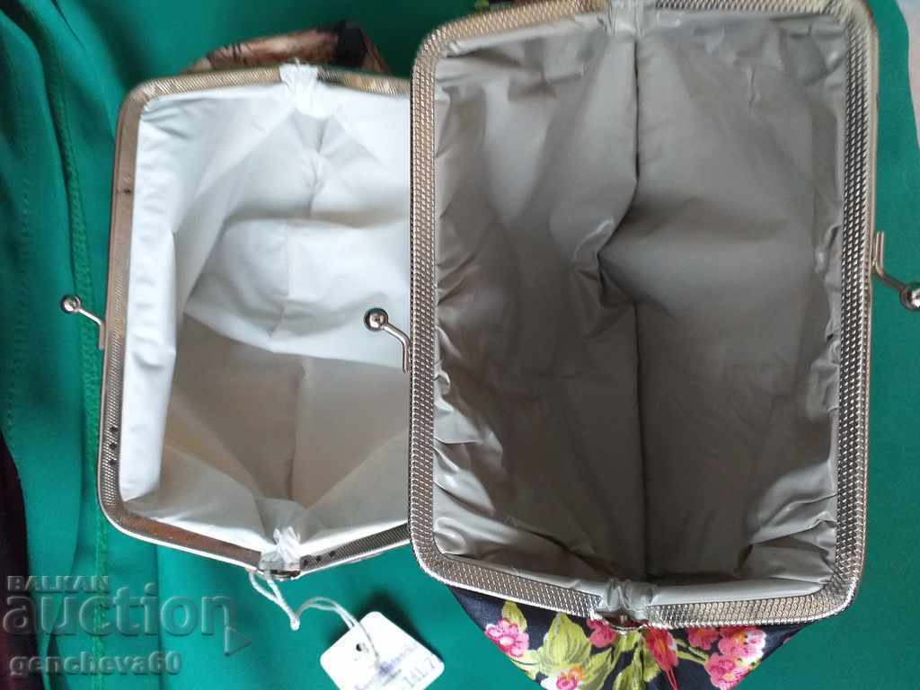 Delivery of Vintage makeup cases from 1972