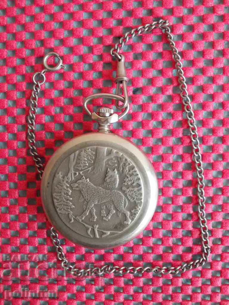 Lightning wolf clock with price 120.00 BGN | € 61.36 Lightning wolf clock with price 120.00 BGN | € 61.36