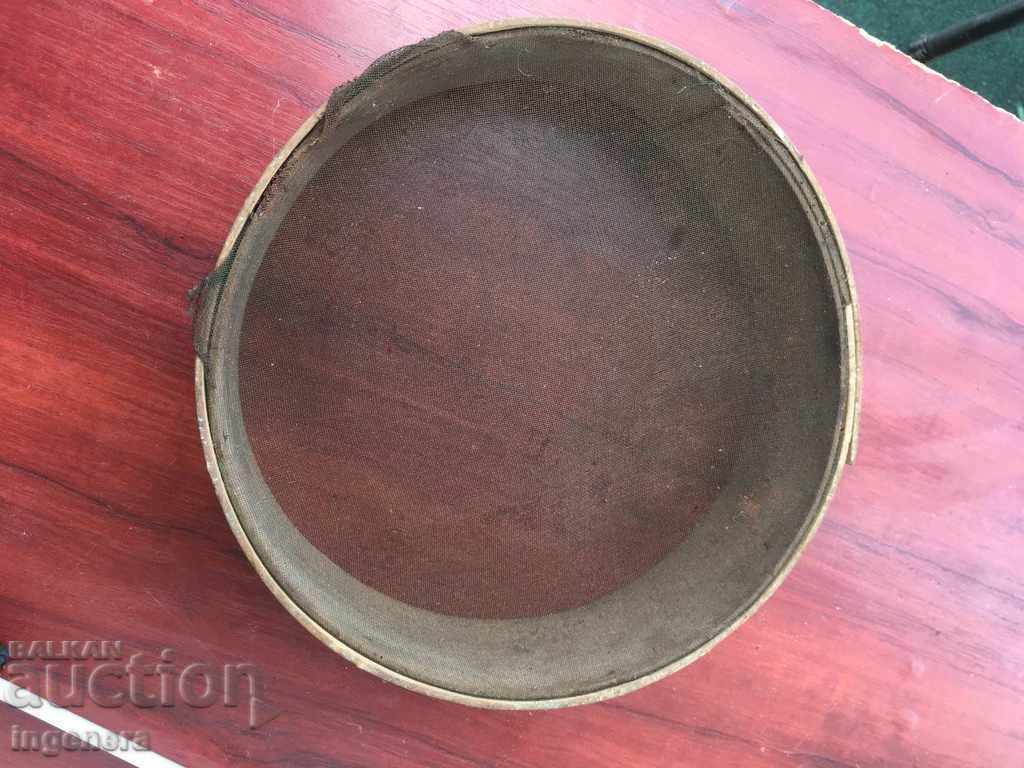 SITTING OLD WOOD - 5