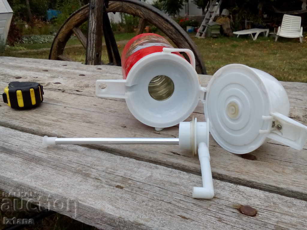 An old thermos - 5