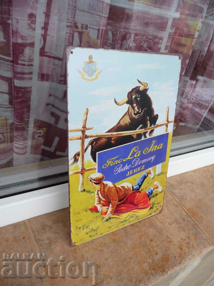 Metal plate Fino La Ina wine sherry bull bullfighting decoration with price 18.00 BGN | € 9.20 Metal plate Fino La Ina wine sherry bull bullfighting decoration with price 18.00 BGN | € 9.20