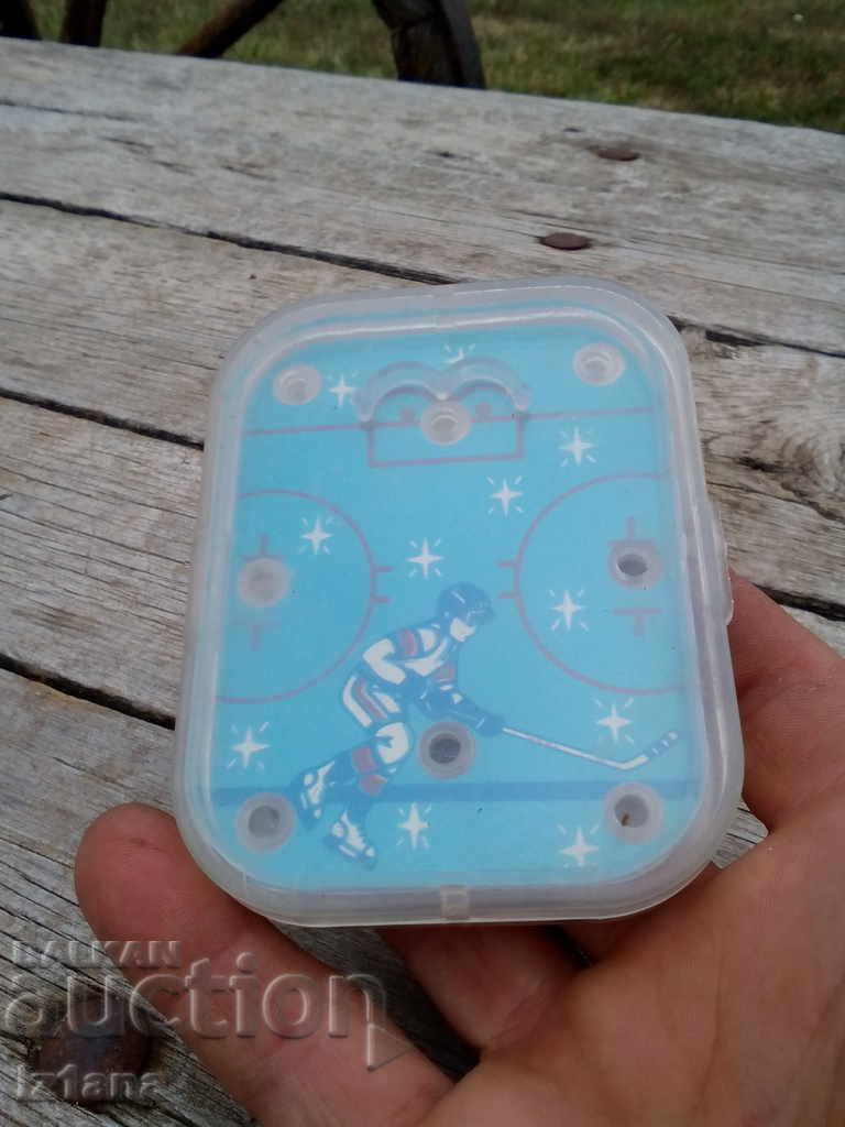 Old Children's Game Hockey with price 22.00 BGN | € 11.25 Old Children's Game Hockey with price 22.00 BGN | € 11.25