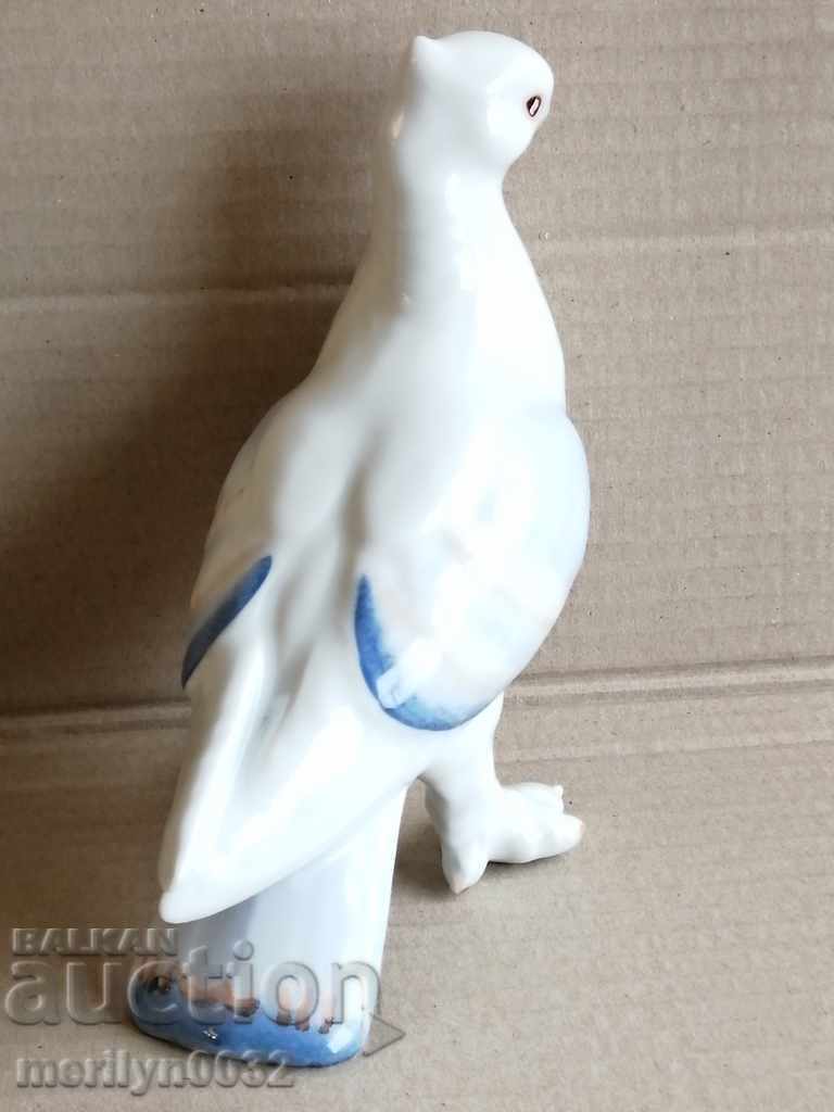 Porcelain figure, sculpture, statuette, porcelain USSR with price 78.00 BGN | € 39.88 Porcelain figure, sculpture, statuette, porcelain USSR with price 78.00 BGN | € 39.88