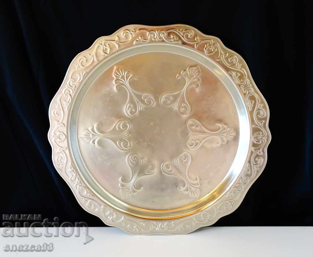 Delivery of Silver-plated tray, platter 38 cm., 720 gr., fabulous ornaments Delivery of Silver-plated tray, platter 38 cm., 720 gr., fabulous ornaments