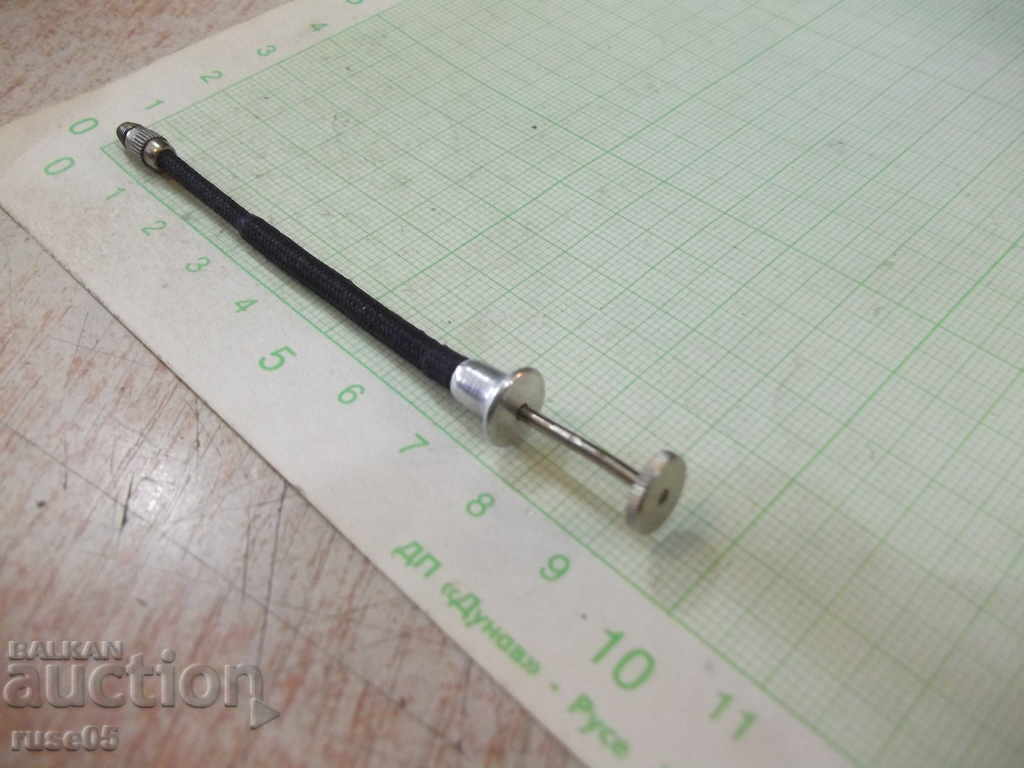 Auction Photographic Lived - 8 Auction Photographic Lived - 8