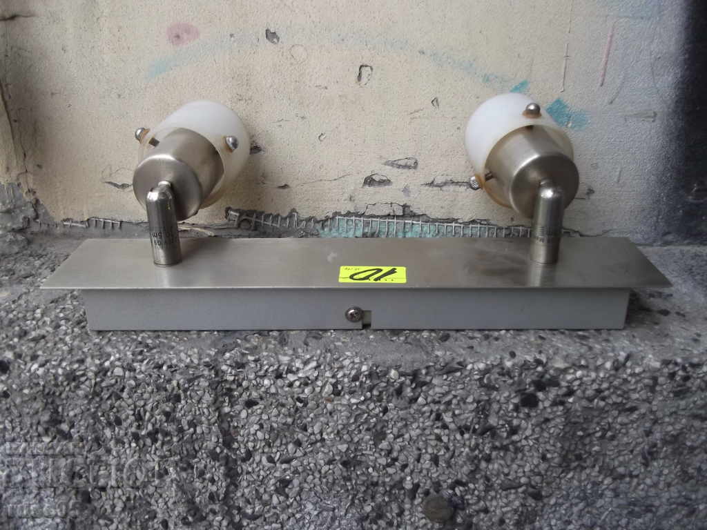 Light body with two lights - 7 Light body with two lights - 7