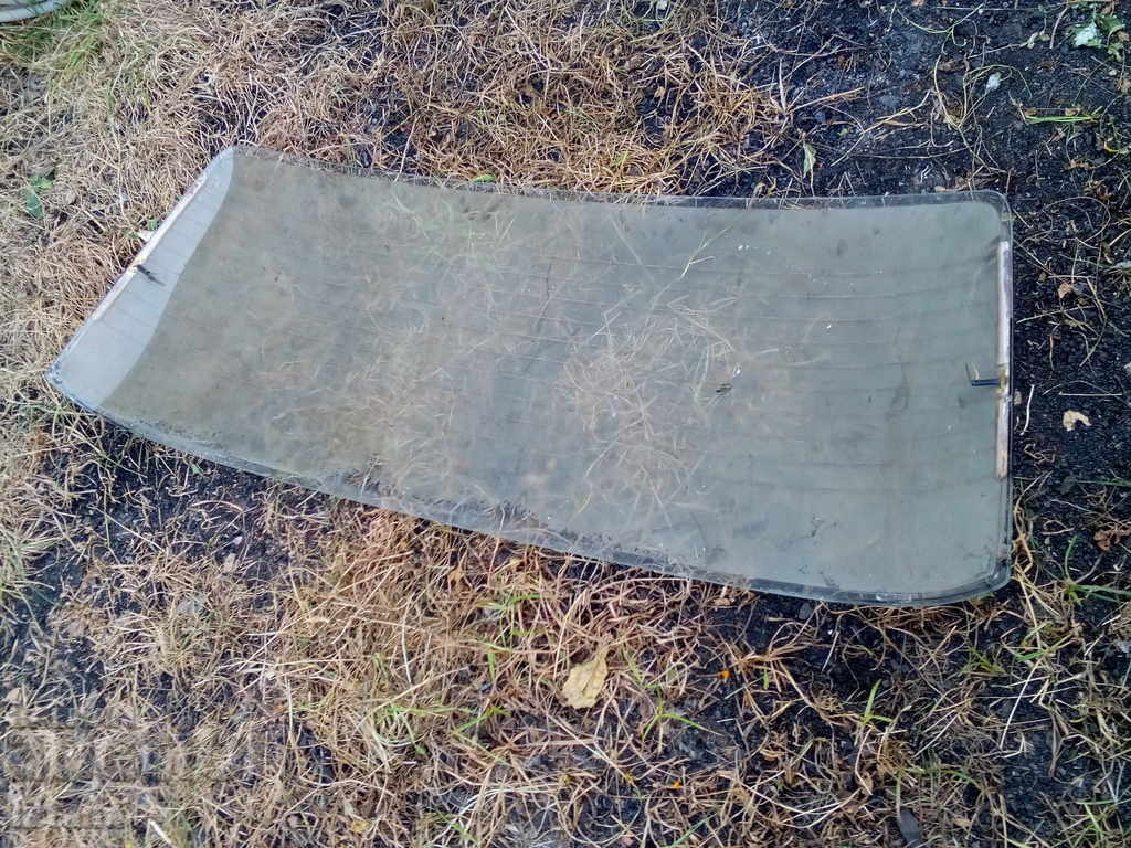 Rear window Lada, Lada 2107 with price 28.00 BGN | € 14.32 Rear window Lada, Lada 2107 with price 28.00 BGN | € 14.32