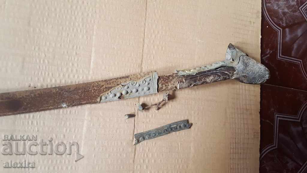 Otoman iatagan karakulak, cuțit, sabie cu preț 880.00 BGN | € 449.94 Otoman iatagan karakulak, cuțit, sabie cu preț 880.00 BGN | € 449.94