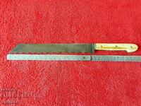 Παλαιό βουλγαρικό βασιλικό μαχαίρι, σκαλισμένο από κόκαλο