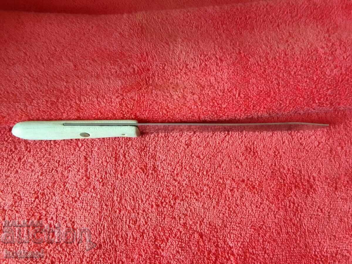 Παλιό μαχαίρι σημαδεύει τη Γερμανία - 6