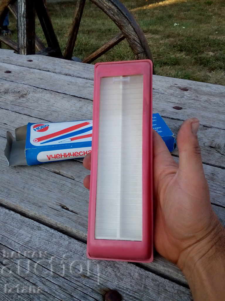 Delivery of Old School Pencil Case