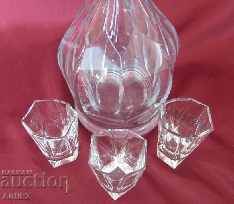 Delivery of 30s Art Deco Crystal Garaf with Cups Delivery of 30s Art Deco Crystal Garaf with Cups