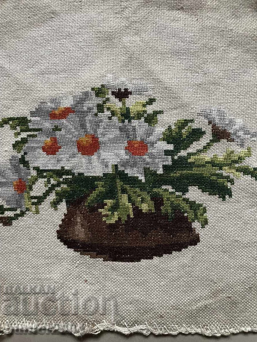 Tapestry "Little Bear with Flowers" Villerov with dimensions . 250x160mm with price 24.95 BGN | € 12.76 Tapestry "Little Bear with Flowers" Villerov with dimensions . 250x160mm with price 24.95 BGN | € 12.76