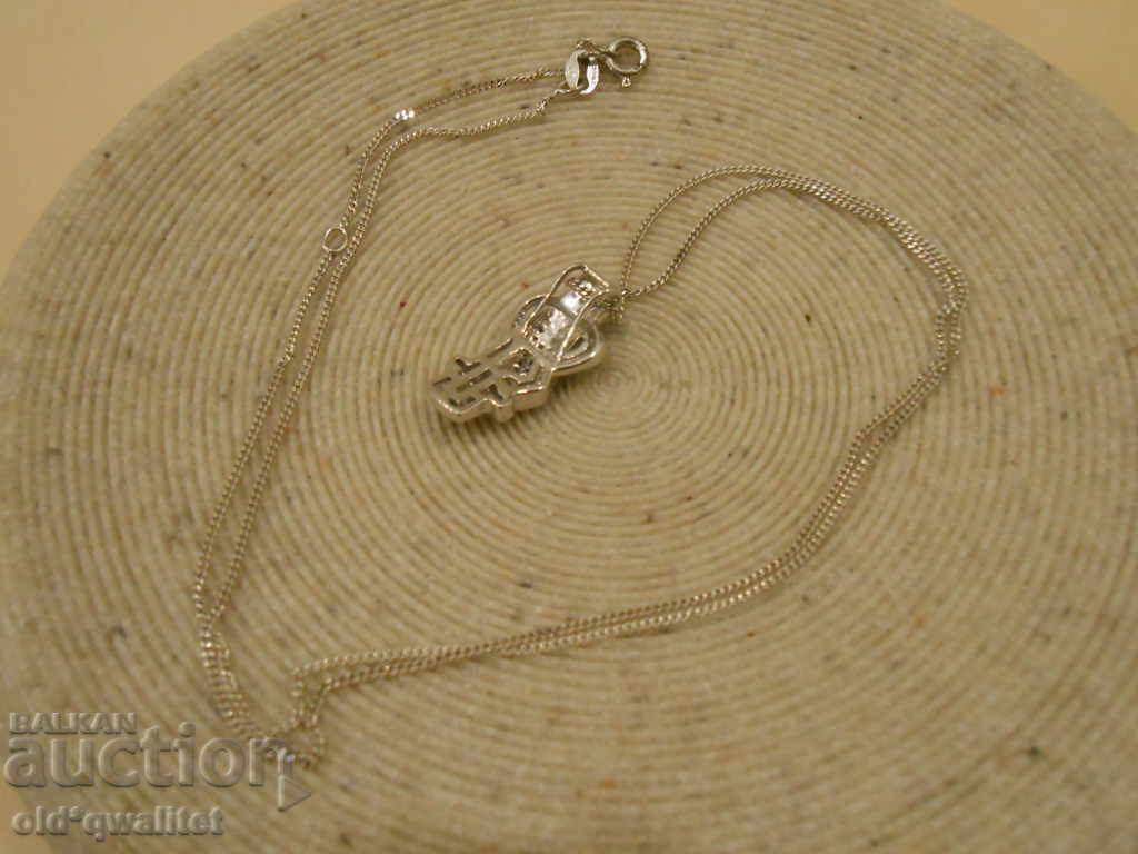 Delivery of Silver medallion necklace with Diamonds - blue and white Delivery of Silver medallion necklace with Diamonds - blue and white
