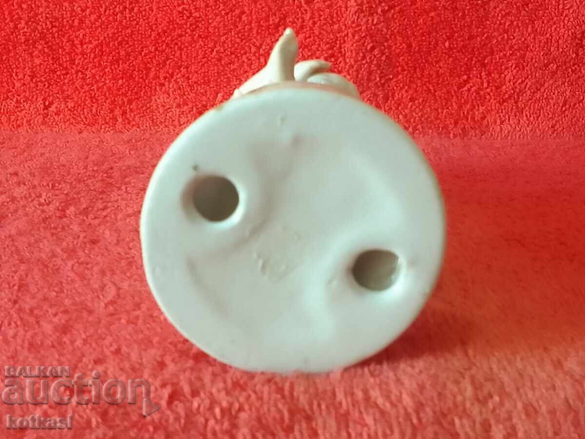 Old Porcelain Figure of an Angel Sitting on a Ball - 7