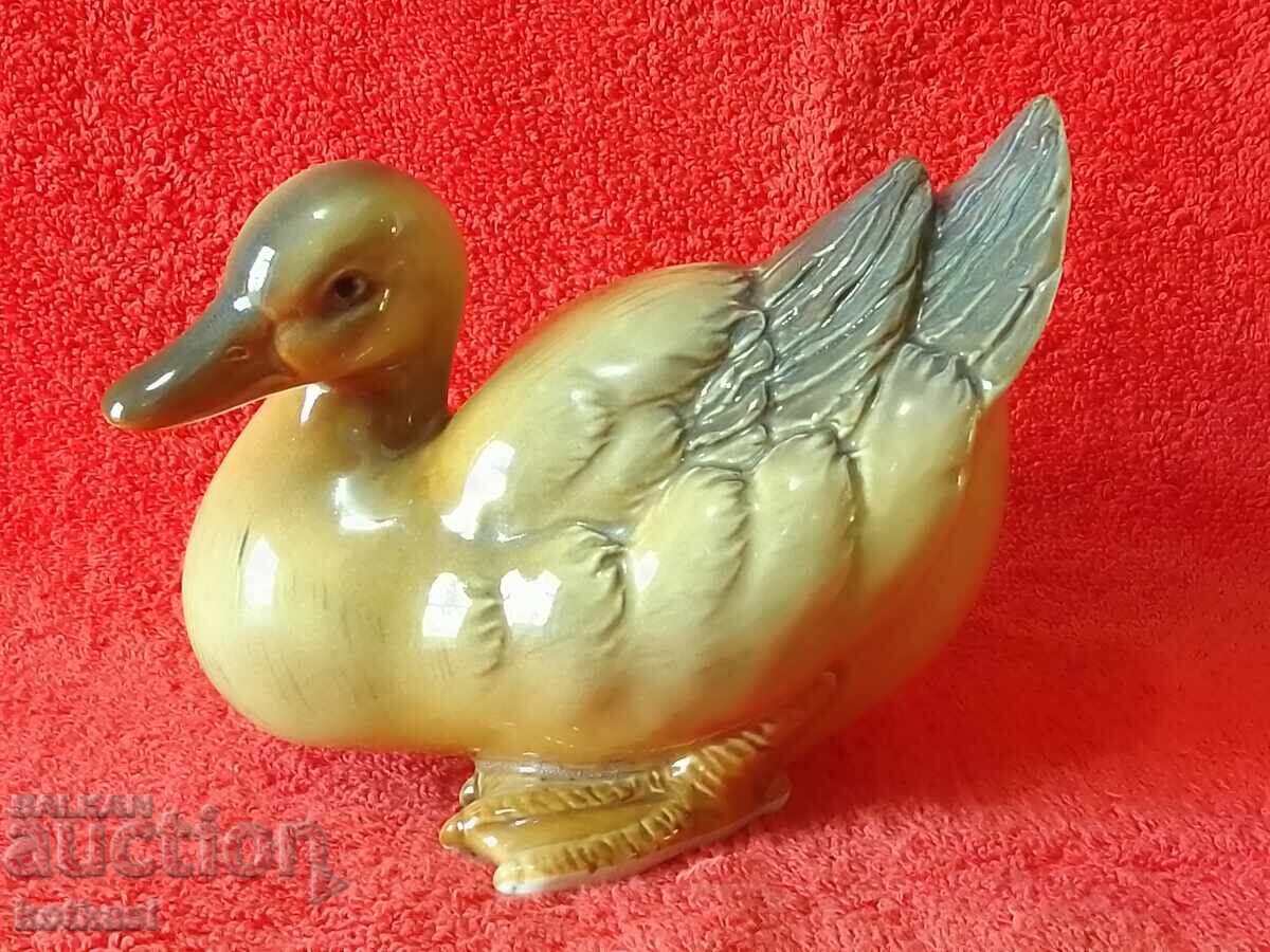 Παλιά σημαδεμένη πορσελάνινη φιγούρα Duckling Duck Παλιά σημαδεμένη πορσελάνινη φιγούρα Duckling Duck