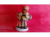 Veche figurină din porțelan marcată Girl Roe Germania