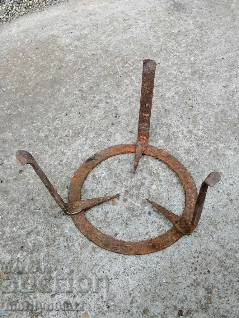 Sazhek, pyrostia, wrought iron, hearth with price 39.00 BGN | € 19.94 Sazhek, pyrostia, wrought iron, hearth with price 39.00 BGN | € 19.94