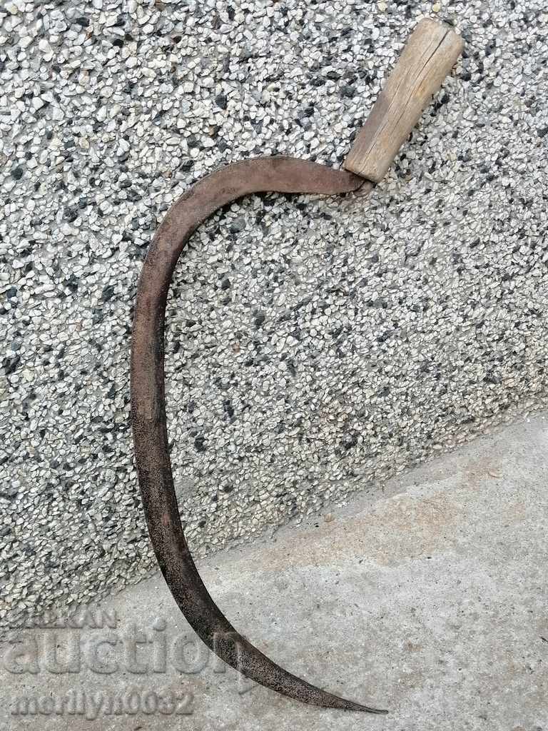 Old sickle, blade, wrought iron with price 29.00 BGN | € 14.83