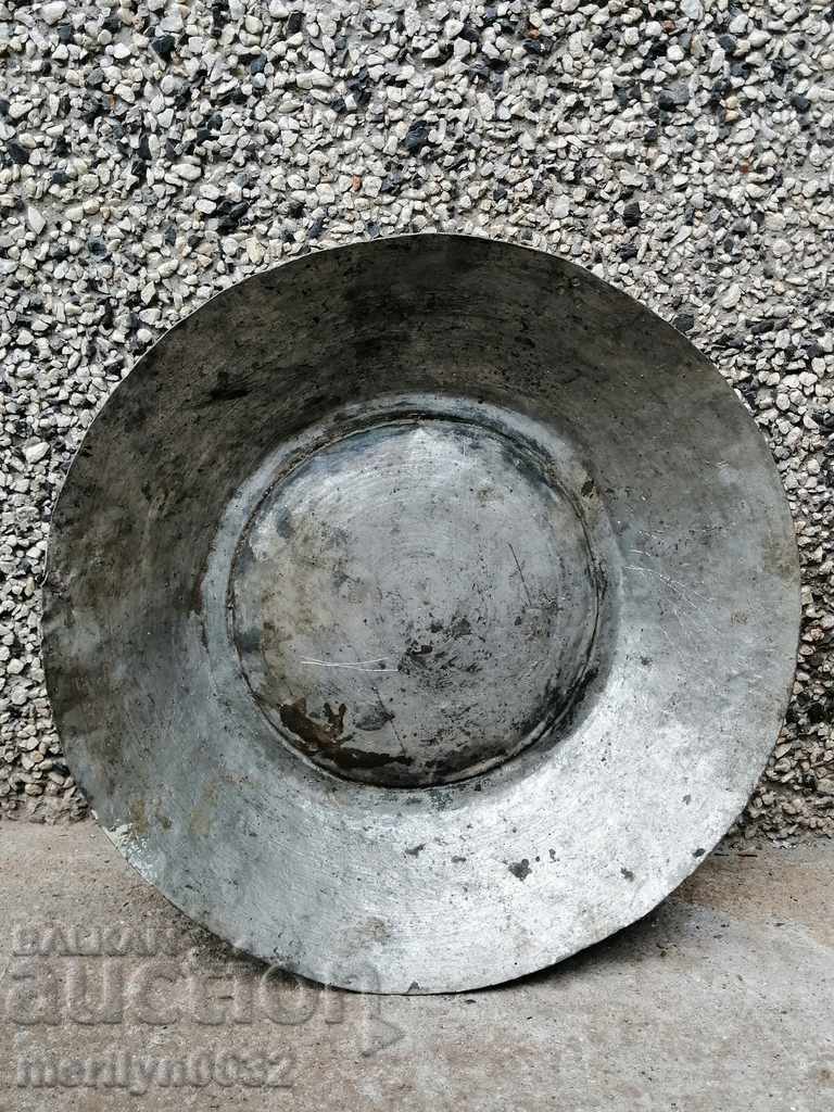 Ancient tin tin, saucer, bowl, tass, copper pot, baker with price 47.00 BGN | € 24.03