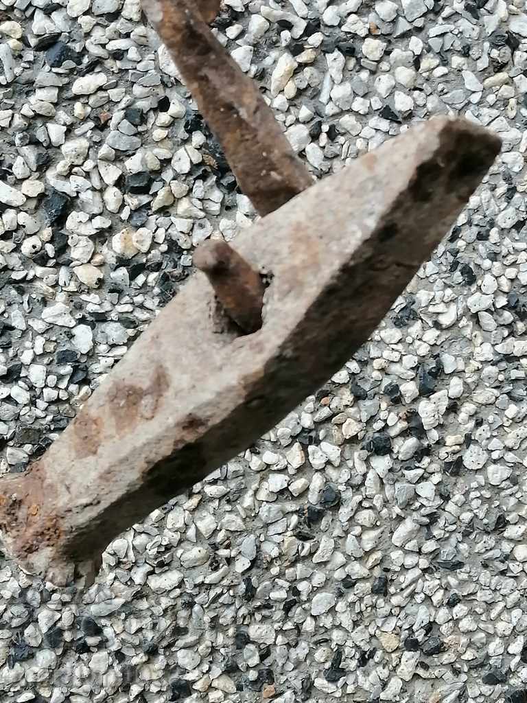Very old hammer for cut stone over 100 years, wrought iron - 5 Very old hammer for cut stone over 100 years, wrought iron - 5