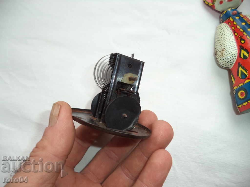 MOSCOW 80 - OLD KIDS SHEET DOLL - BUTTERFLY - 6 MOSCOW 80 - OLD KIDS SHEET DOLL - BUTTERFLY - 6