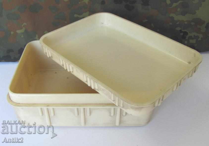 Delivery of WWII Bakelite Food Box