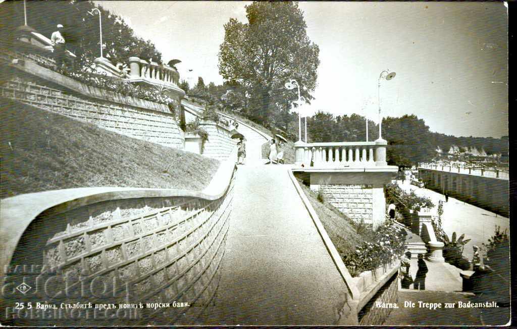 CARD BUILT THE STAIRS IN FRONT OF THE NEW SEA BATHS before 1931