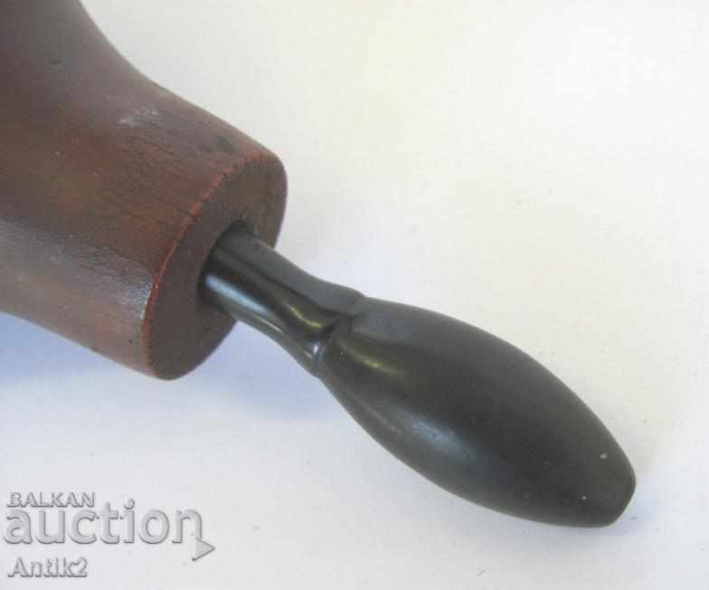 Delivery of 19th Century Air Pump PRIMA H.F.C.