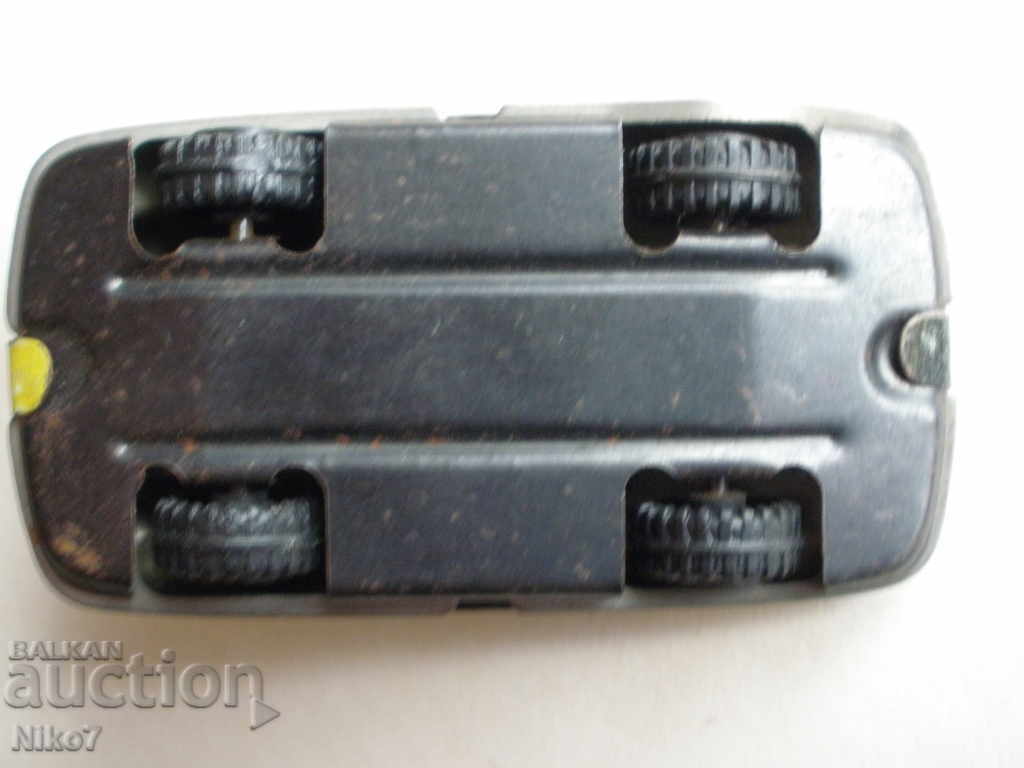 Old metal cart. - 6 Old metal cart. - 6