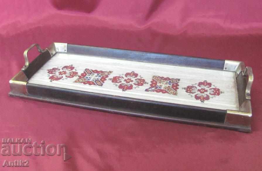 19th century Tray of wood, metal and hand-sewn embroidered cedar