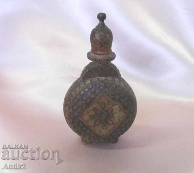 Old Folk Art Wooden Bottles Mini Booklets - 6 Old Folk Art Wooden Bottles Mini Booklets - 6