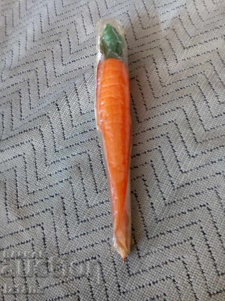 Old pen, pen, carrot pen