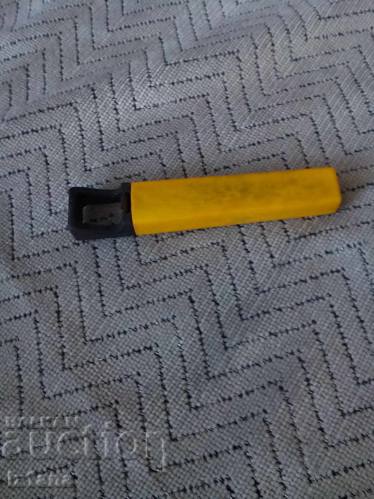 Old Tuborg bottle opener with price 12.00 BGN | € 6.14 Old Tuborg bottle opener with price 12.00 BGN | € 6.14