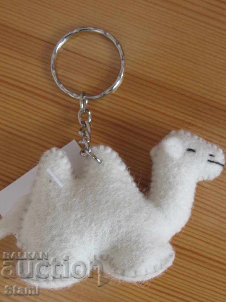 Auction Keychain-back camel from Mongolia felt Auction Keychain-back camel from Mongolia felt