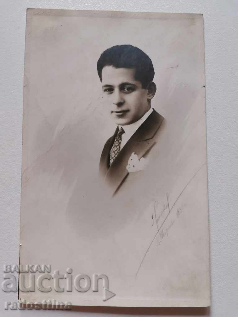 Photo cardboard photographer Nankov V. Turnovo autograph