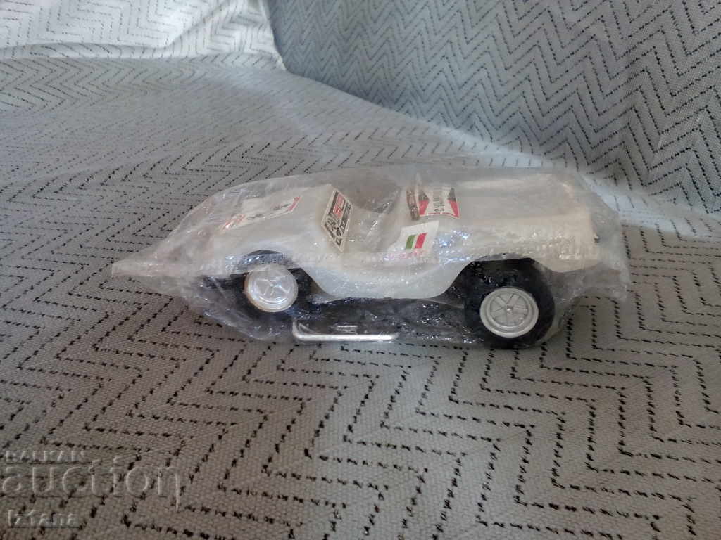 Auction  Old car, stroller