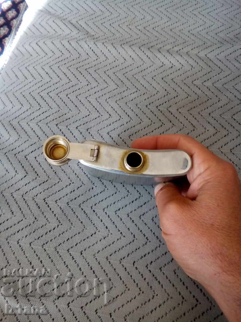 Auction Jonnie Walker Pocket Flask Auction Jonnie Walker Pocket Flask