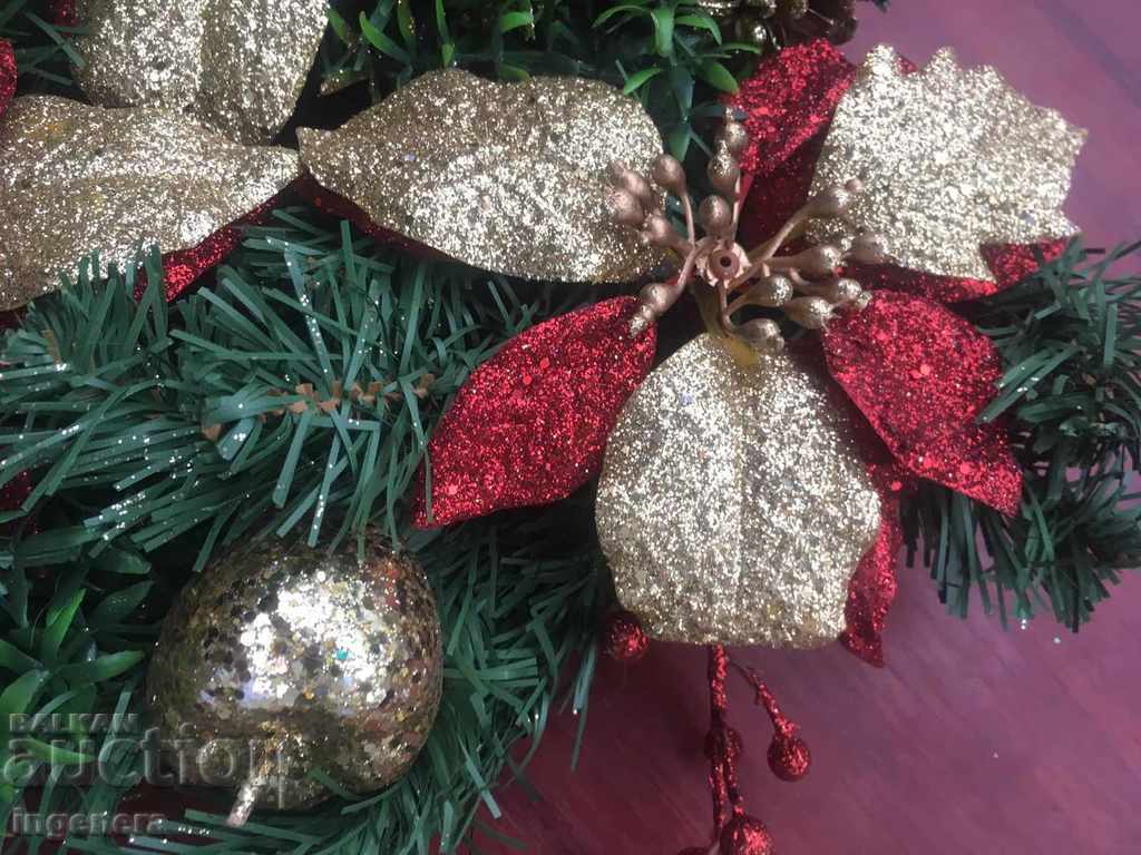 Delivery of Christmas Wreath Decorated New Delivery of Christmas Wreath Decorated New