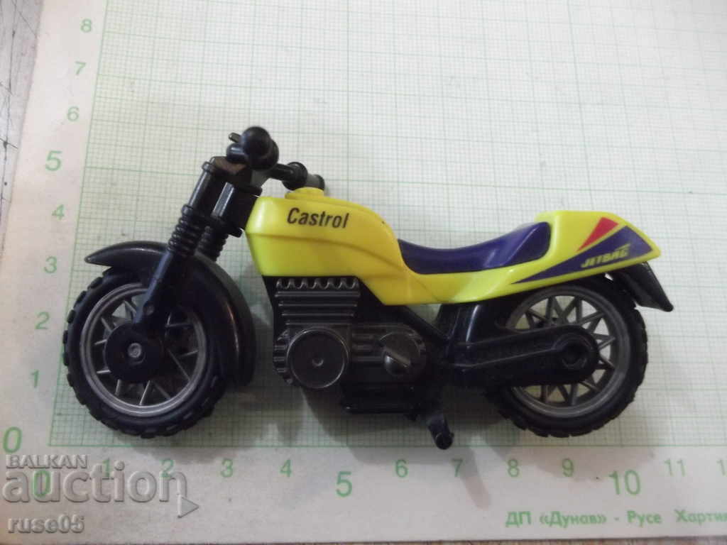 Мотор - 8 с цена 4.00 лв. | € 2.05 Мотор - 8 с цена 4.00 лв. | € 2.05