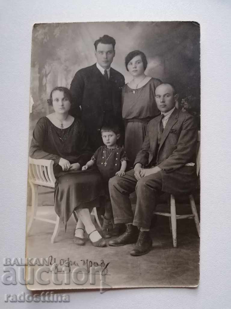 An old photo of the Constantinople family