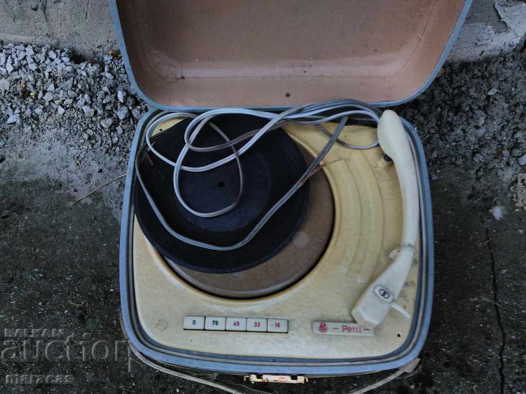 Old electronic gramophones - 5