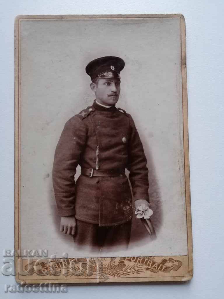 Снимка картон портрет войник