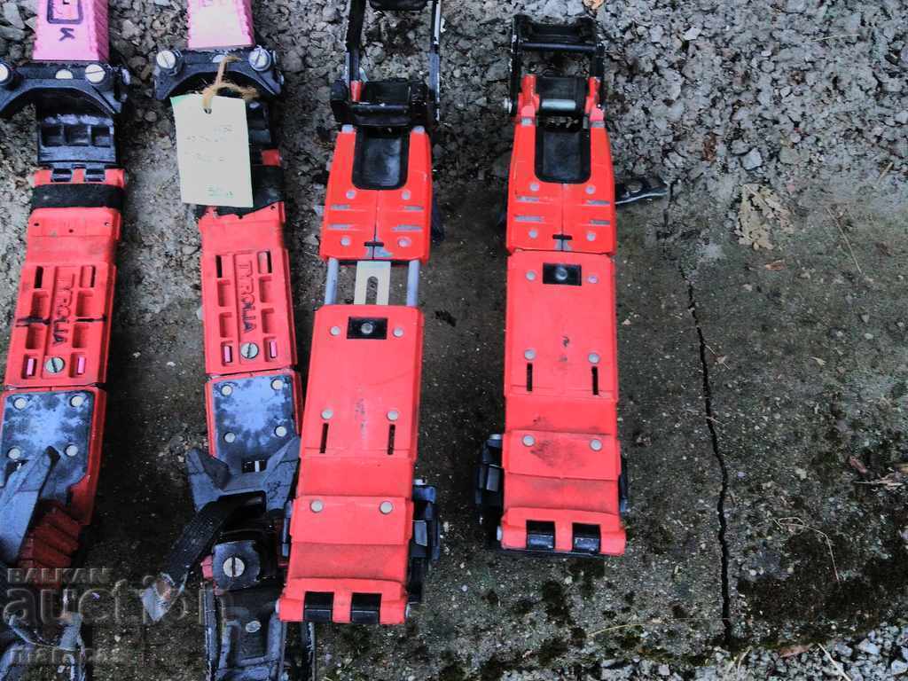 Old ski machines with price 70.00 BGN | € 35.79 Old ski machines with price 70.00 BGN | € 35.79