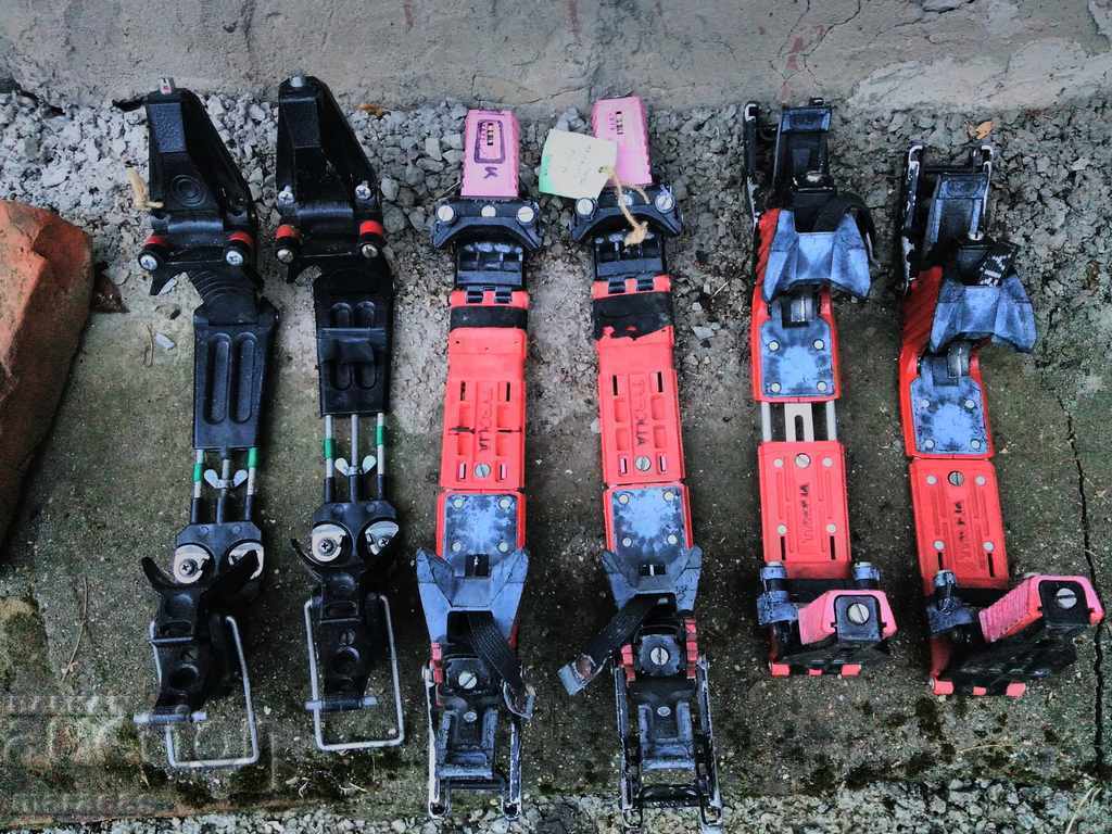 Old ski machines Old ski machines